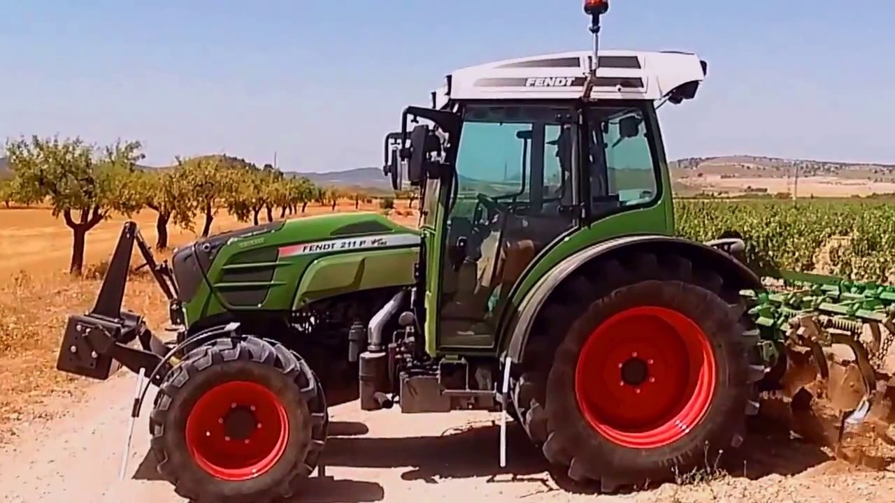 ENTREGA FENDT 211P