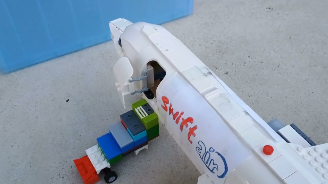 Real life plane crashes recreated in lego