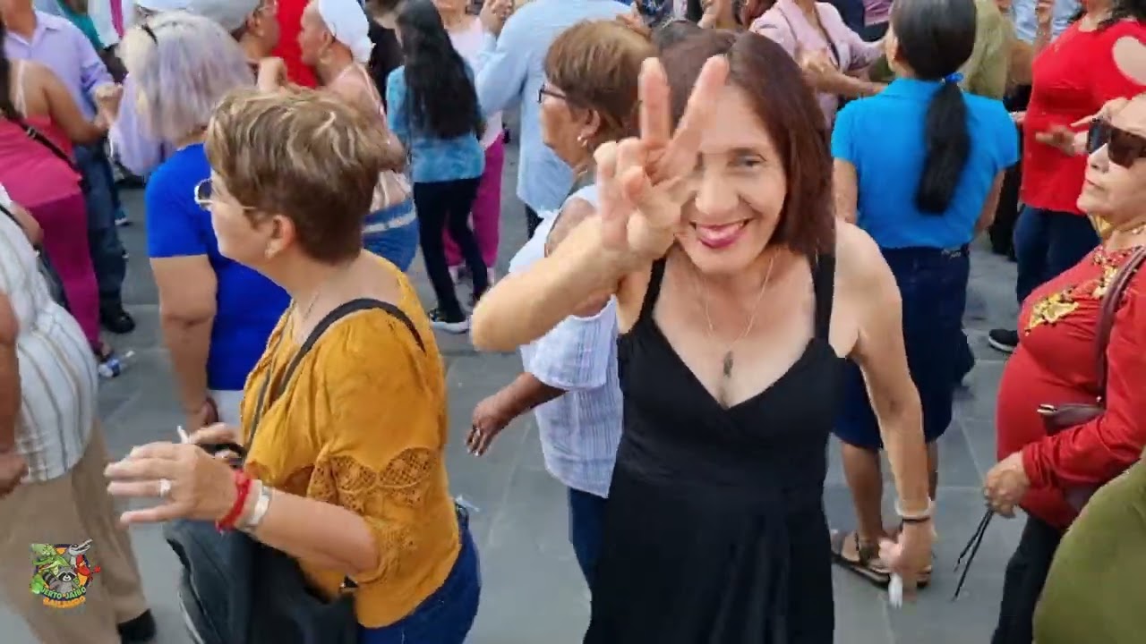 🛑🛑🛑Espectacular bailaso 👍💃💃💃😃 en plaza hijas de tampico tamaulipas 🇲🇽