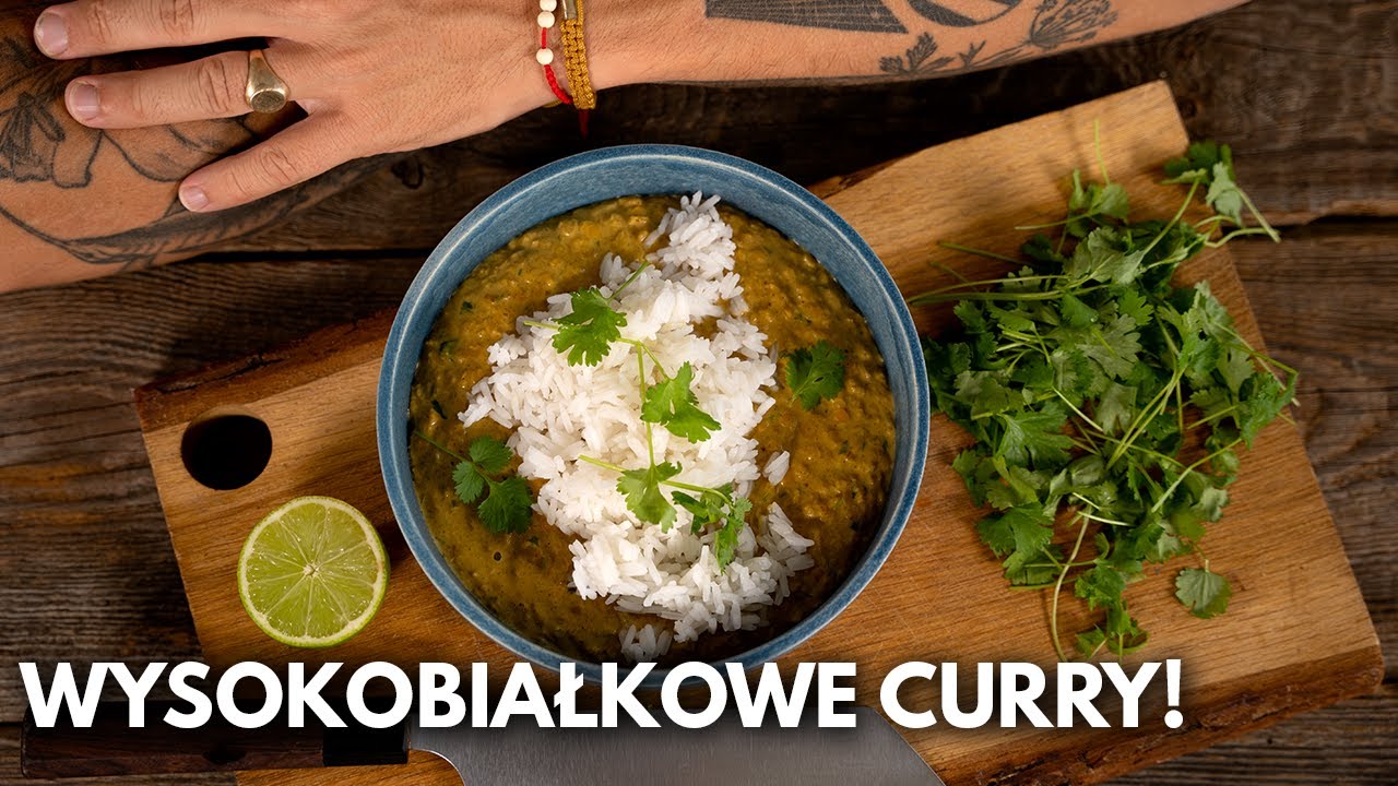 Błyskawiczne CURRY z SOCZEWICY - wysokobiałkowy lunch! | WegeTuba