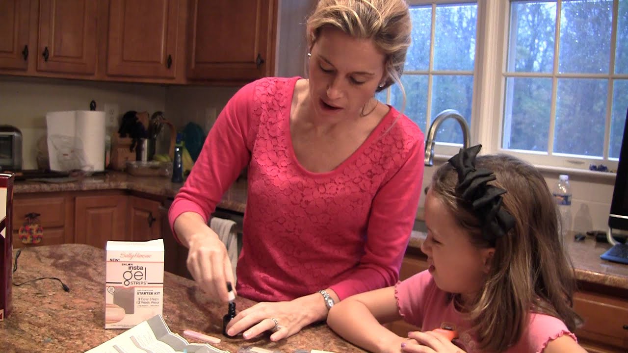 Sally Hansen Gel Manicure Strips at Home