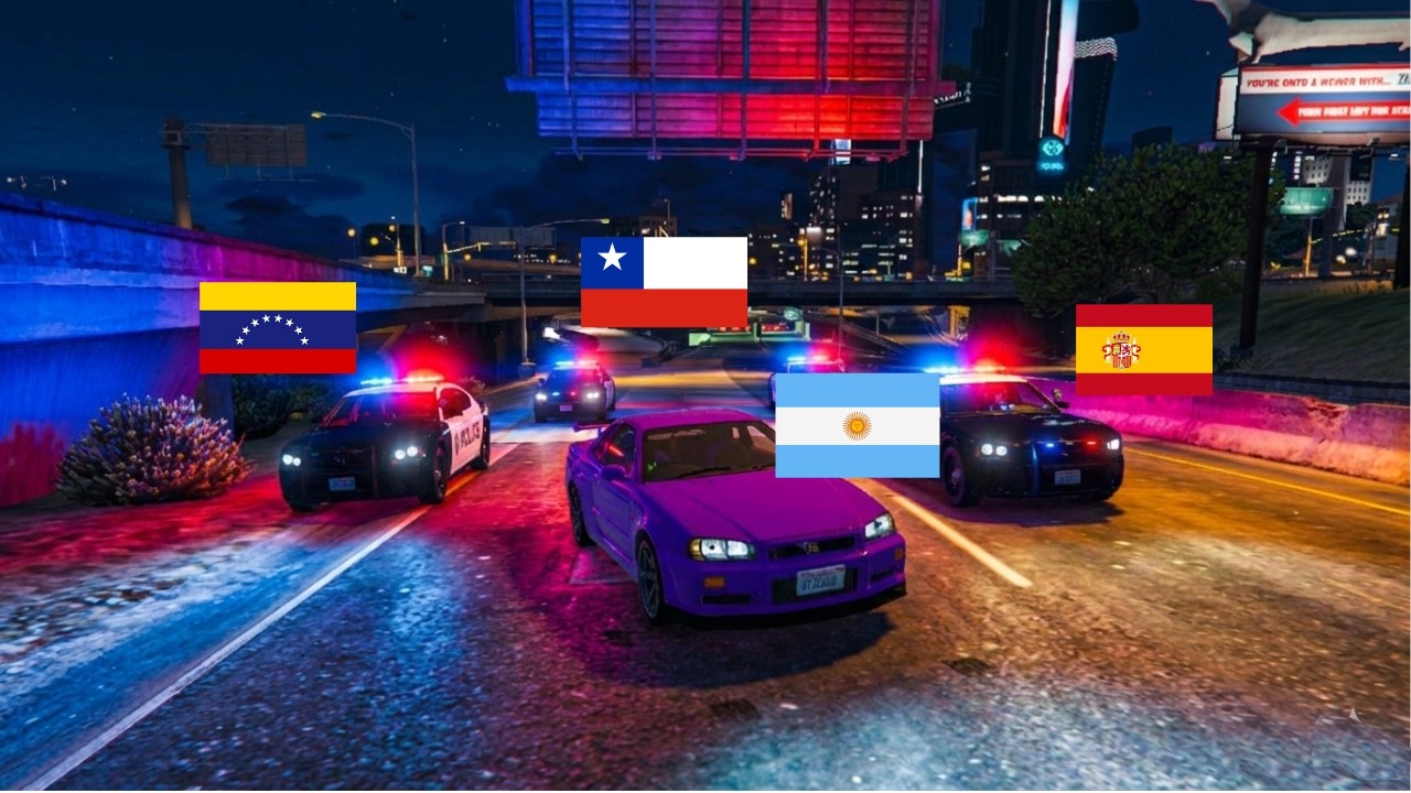 Escapando de la policía en un Nissan | META RP