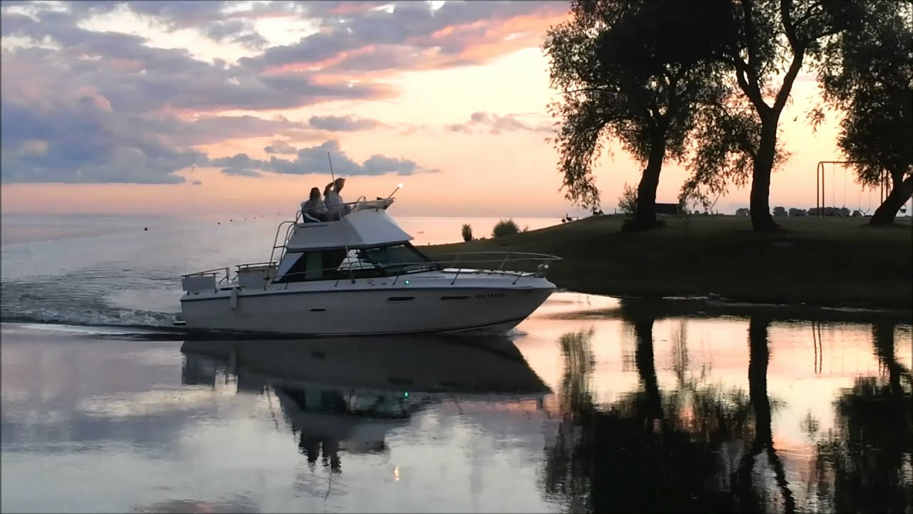 Sea Ray 240 SDB Sedan Bridge 1981 TOP SPEED
