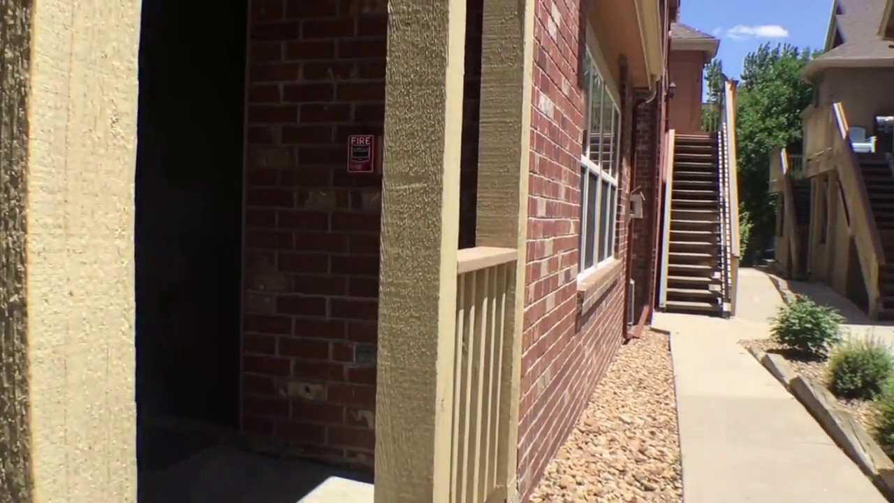 Aurora Home For Rent - 2 Bed 2 Bath - by Property Management in Aurora