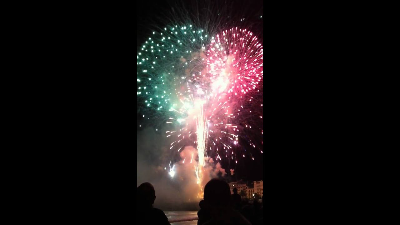 Huge Fireworks - Semana Grande San Sebastian Espana