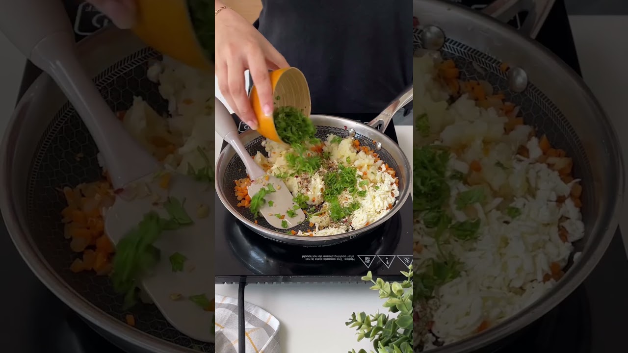 ✨STUFFED PEPPERS WITH MALAI GRAVY ✨ HOMEMADE STUFFED CAPSICUM WITH GRAVY #shorts