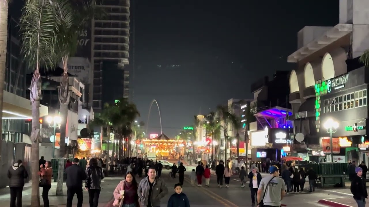 TIJUANA DE NOCHE CENTRO HIST&Oacute;RICO
