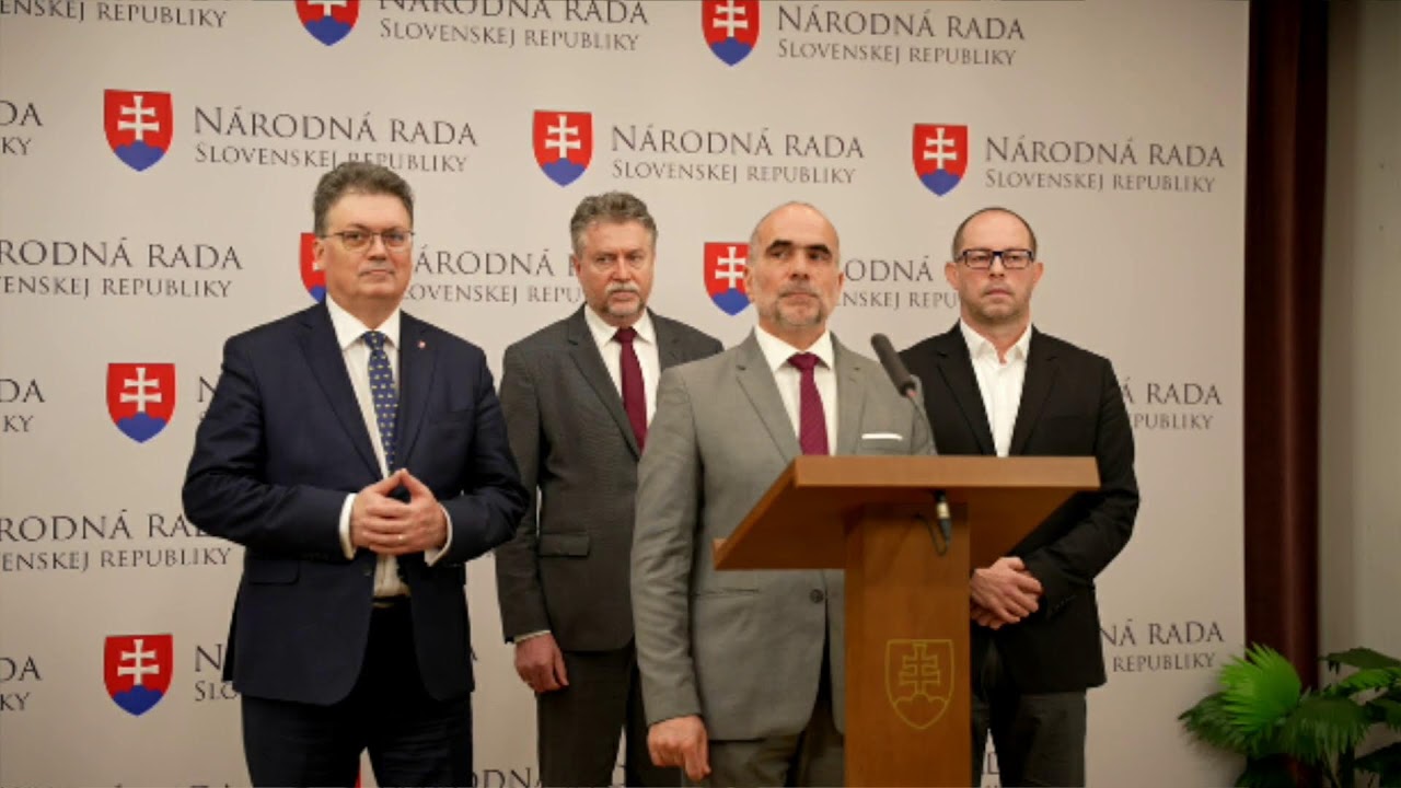 Minister Takáč musí vysvetliť podivné zmluvy za milióny eur (6.2.2026)