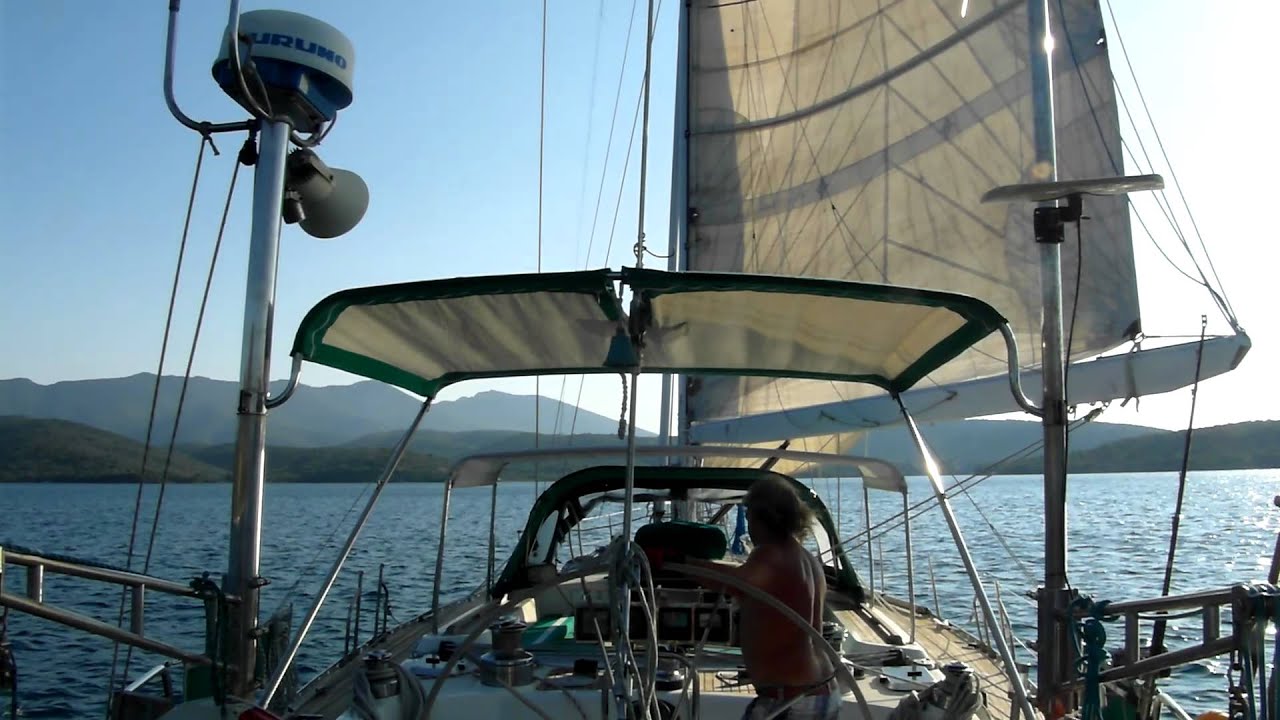 Sportküstenschifferschein- Prüfungsmanöver: Schiff unter Segeln um 360° drehen und Beiliegen