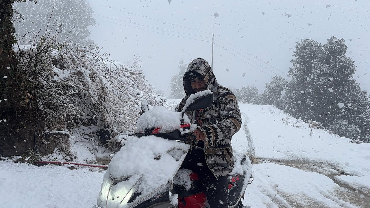 Barf meh maza aa gya 🌨️⛄️ #trending #vlog 