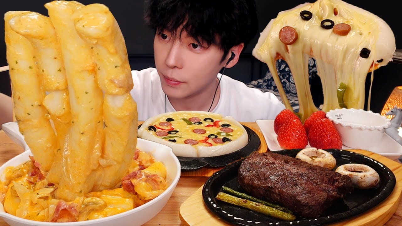 ASMR MUKBANG| 직접 만든 대왕 통 가래떡 불닭 떡볶이 치즈 피자 스테이크 디저트 먹방 & 레시피 Tteokbokki EATING