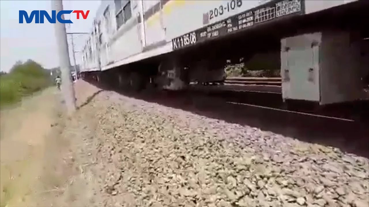 Perbaikan Bantalan Rel, KRL Tujuan Tanah Abang-Rangkasbitung Anjlok #LintasiNewsPagi 17/02