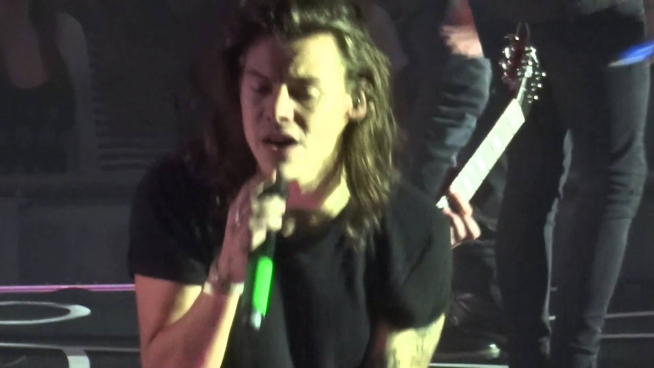 No Control - OTRA One Direction live - Motorpoint Arena Sheffield 29/10/2015