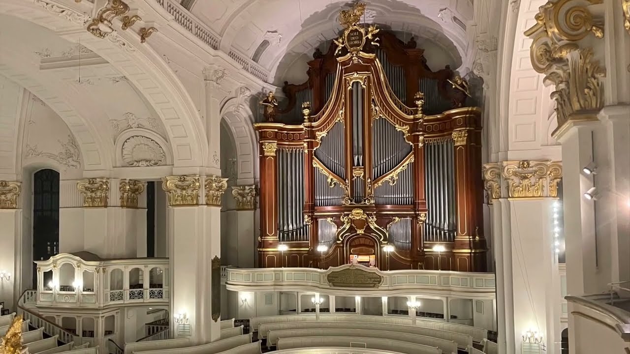 Percy Whitlock: from 'Five short pieces': II. Folk tune