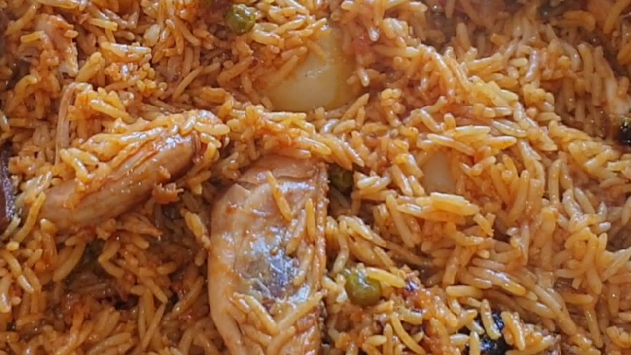 How To Make Chicken Yakni For Beginners.(Rice & Chicken Dish)