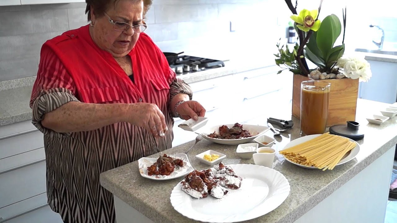 Higaditos de pollo con tallarines, estilo francés