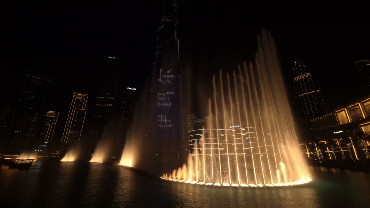 The Dubai Fountain - Ensan Akthar