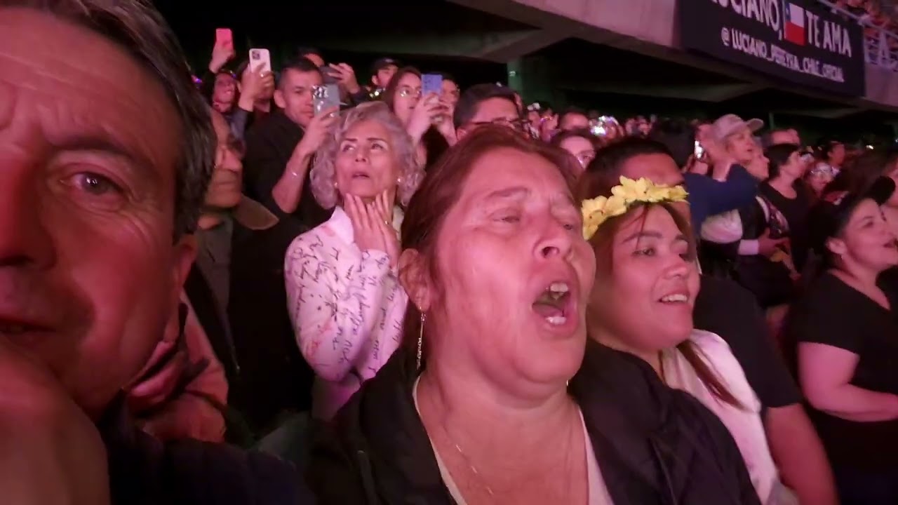 Luciano pereira  mix1 movistar arena 2025