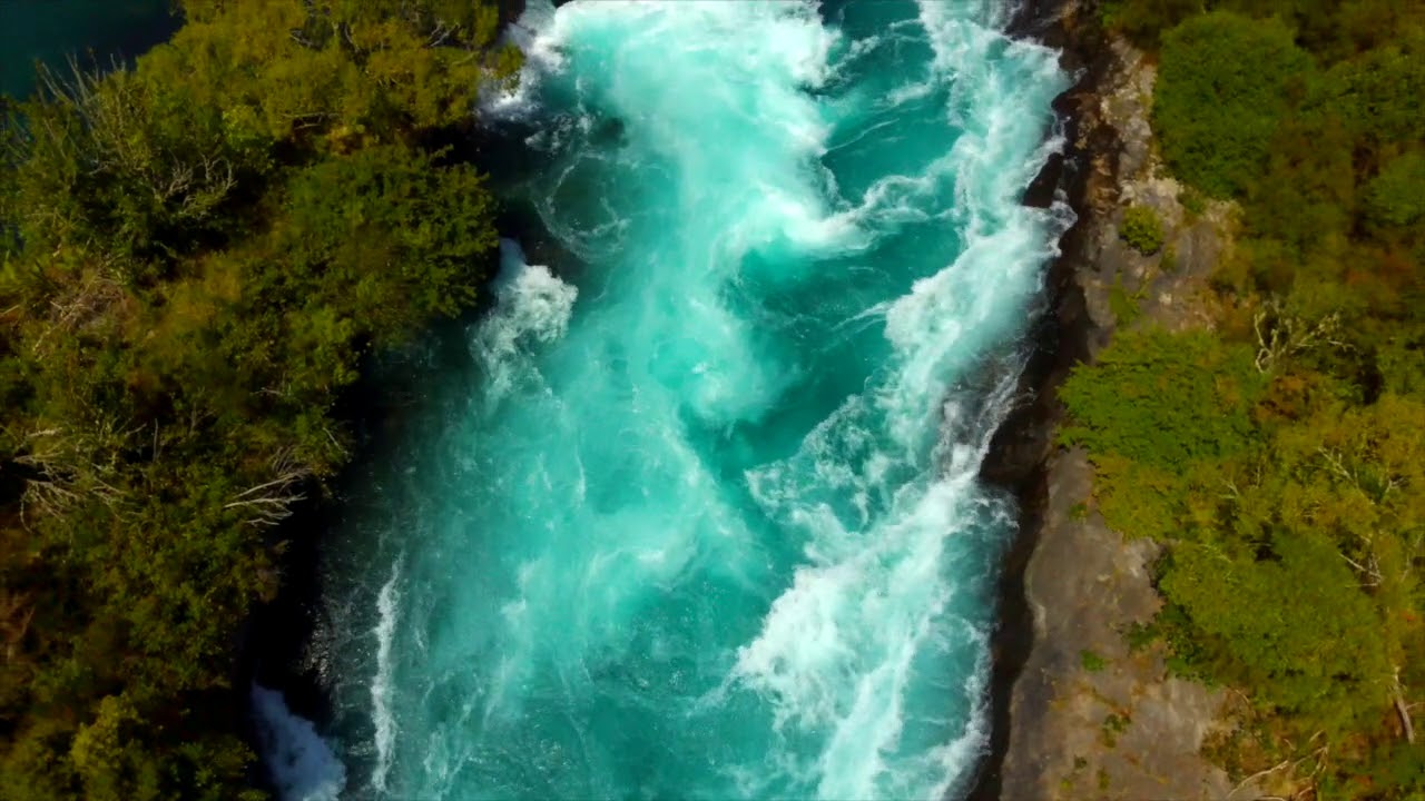 New Zealand     Taupo  Huka Falls