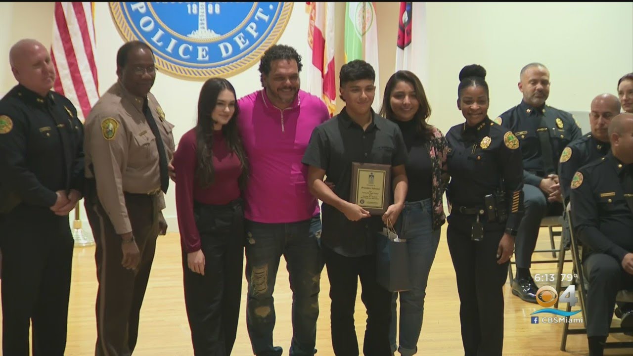 Teen recognized for saving a life