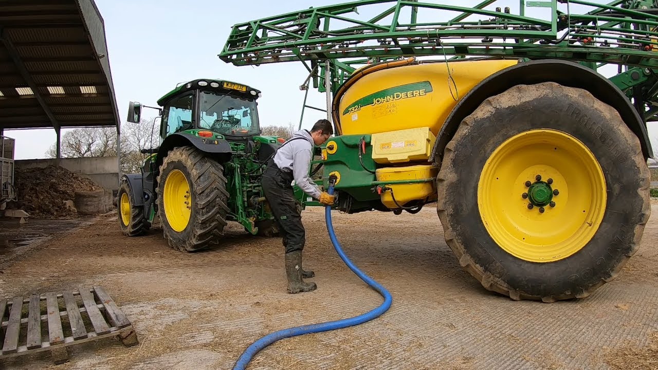 КАК ПОЛЬЗОВАТЬСЯ ПРИЦЕПНЫМ ОПРЫСКИВАТЕЛЕМ JOHN DEERE! 732i
