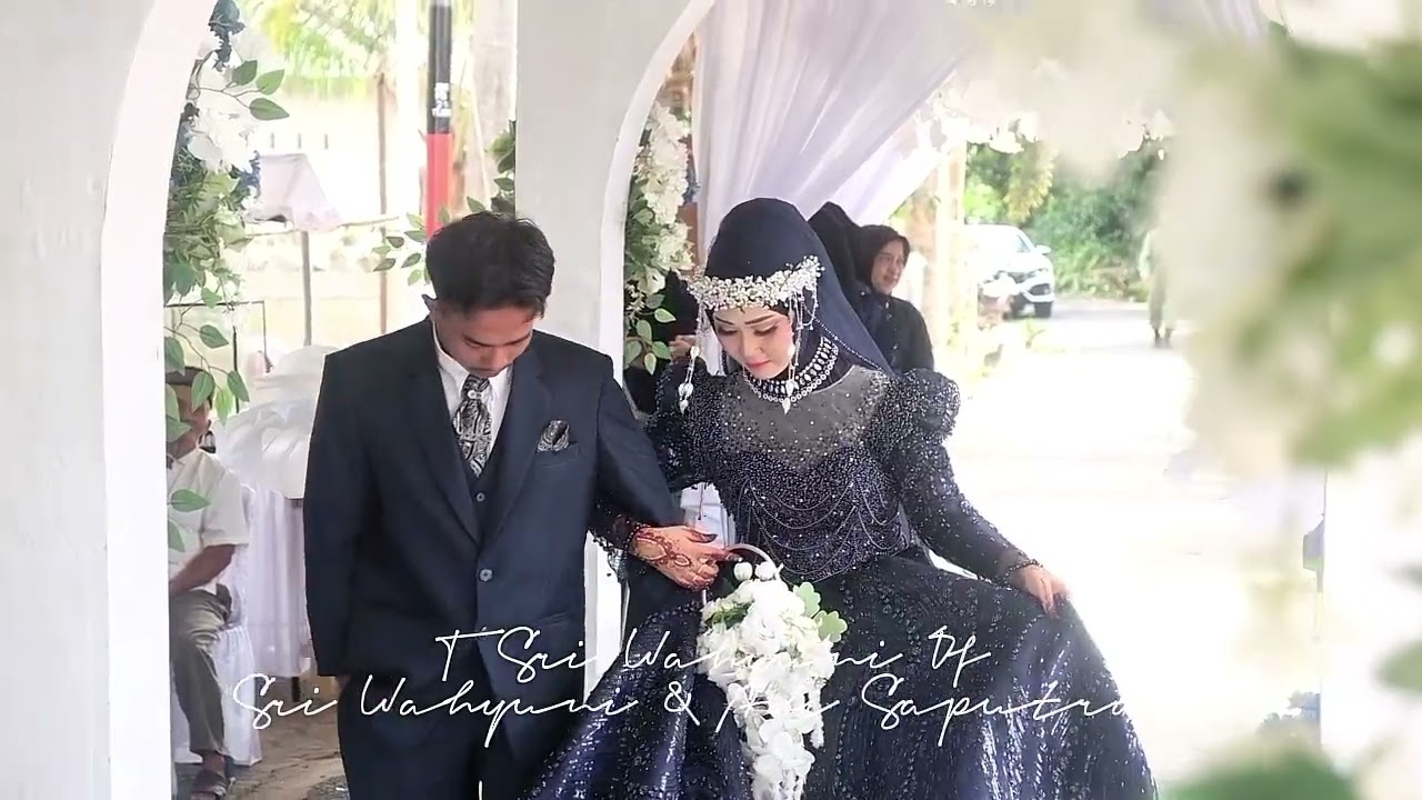 LIPUTAN WEDDING SRI WAHYUNI & ADI SAPUTRA