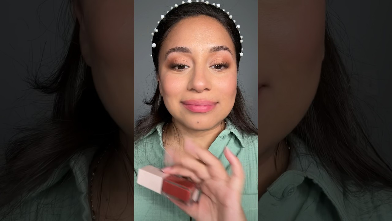 Glossy lips, happy heart! 💋💄 #ColourPopLove #colourpop #lipstain