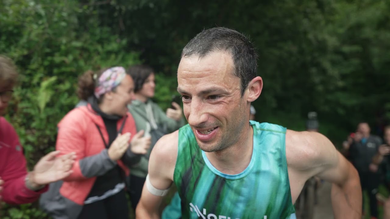 Kilian Jornet entrando en Zegama 2024