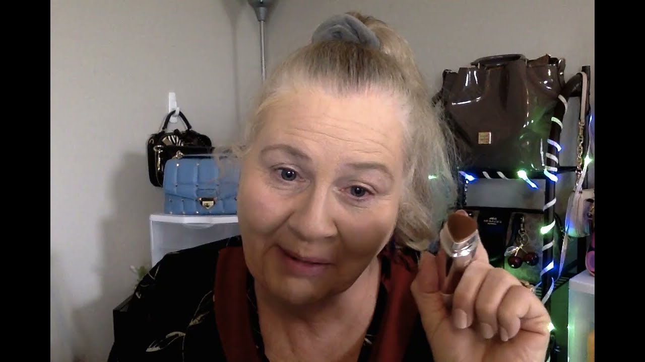 Мой взгляд на Blanca Cover Cream Stick V ELROEL (201 Light)
