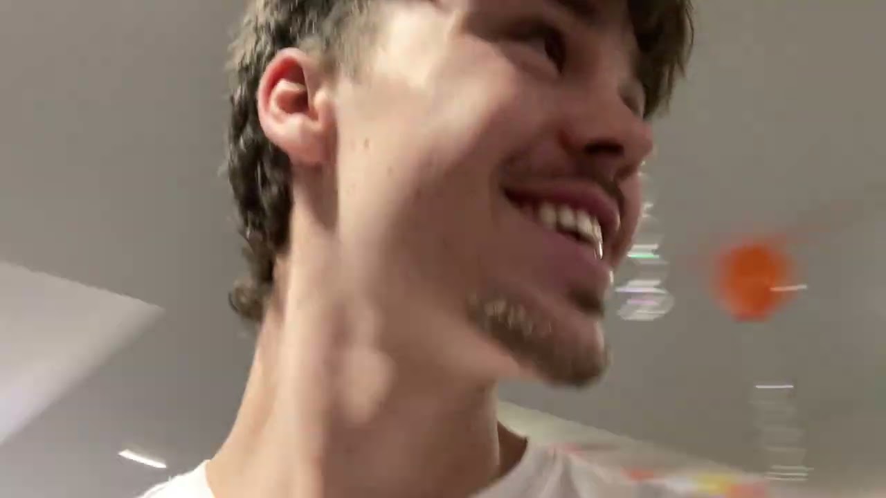 Vlog 123456789