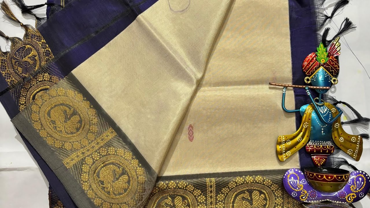 Banana silk vaallai naar pattu saree with fancy traditional border with blouse 