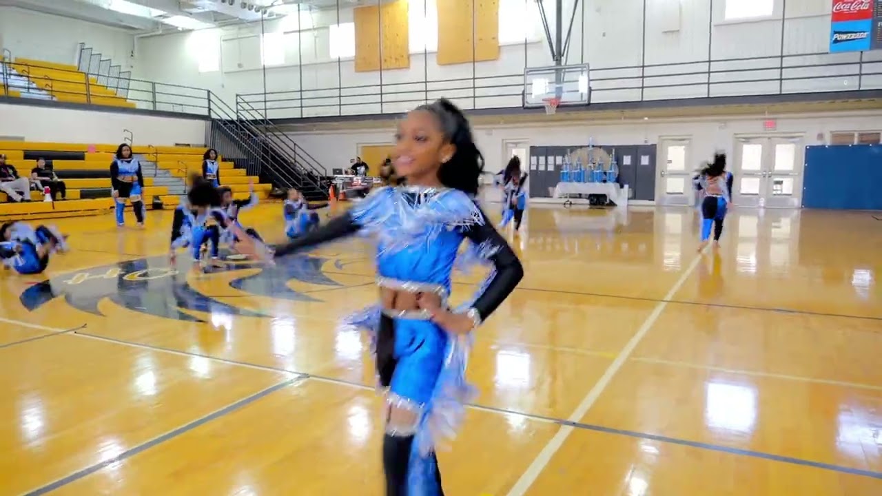 2 Hottt 2 Breathe 2025 FieldShow Diamonds Divas Of Indy