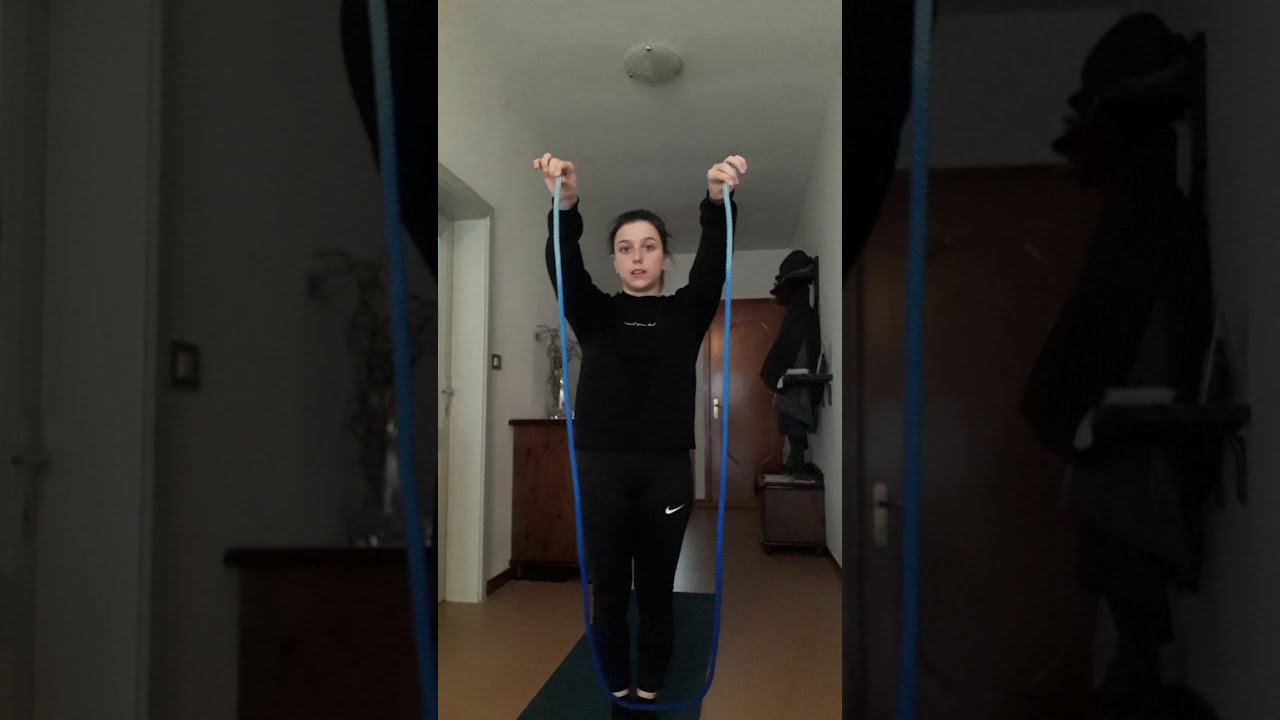 ritmica avanzata   maneggio con la fune