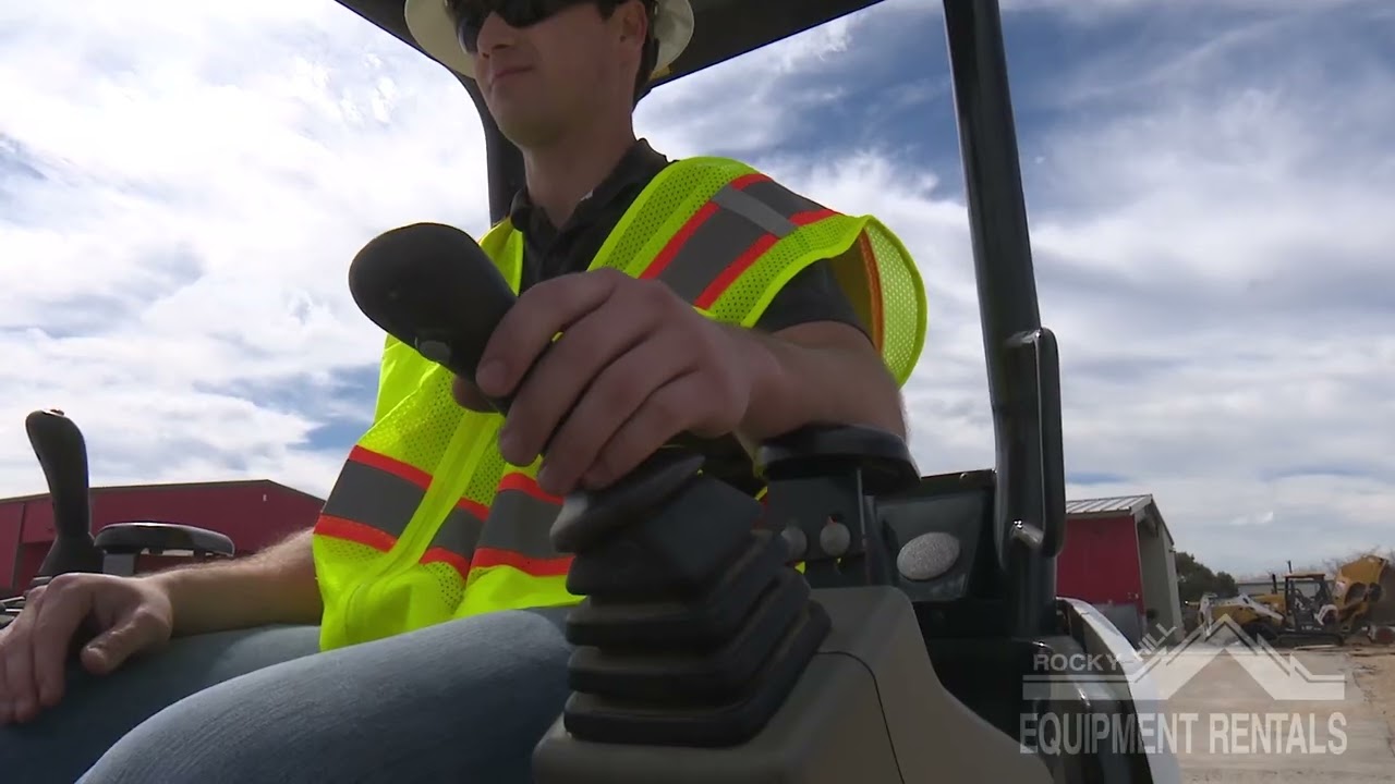 How to use Bobcat Compact Excavator