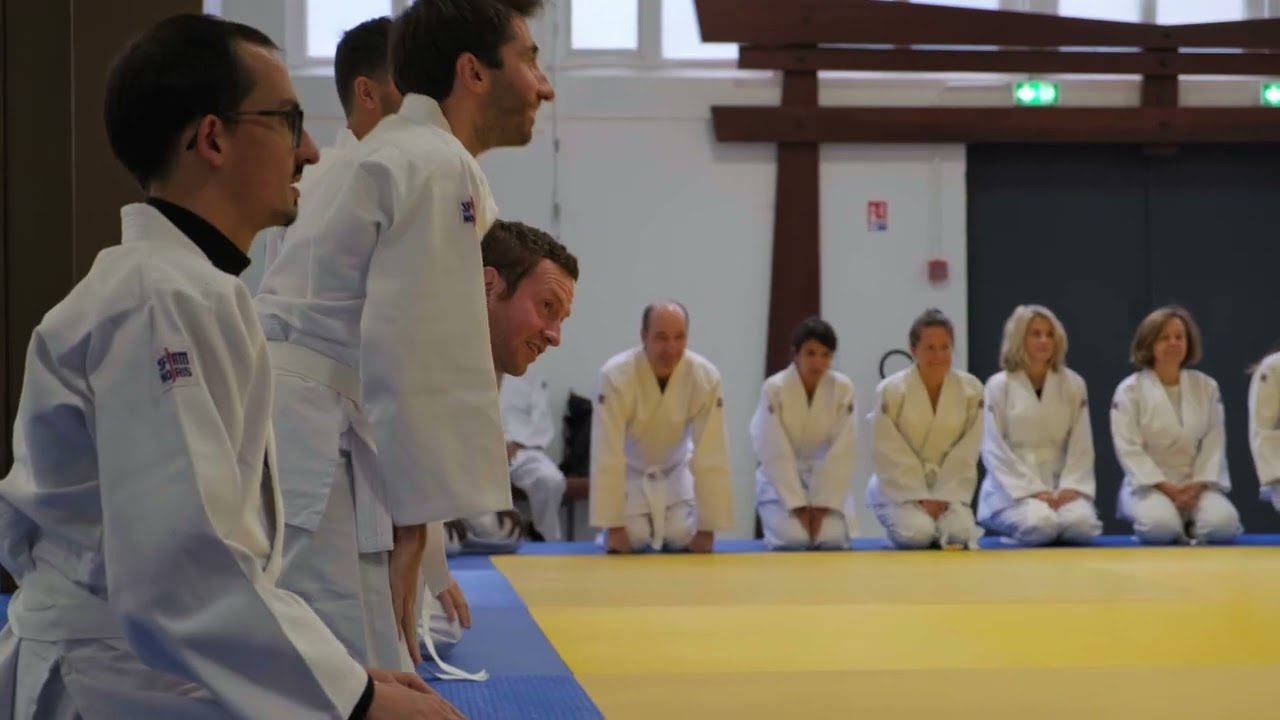 Séminaire de cohésion & team building  - entrez dans l'univers du dojo grâce au judo