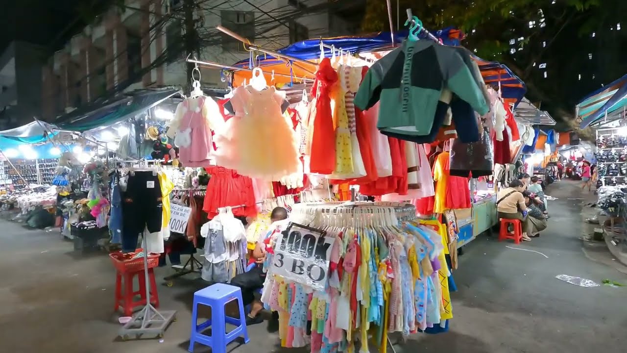chợ việt lập dĩ an vắng bóng người mua