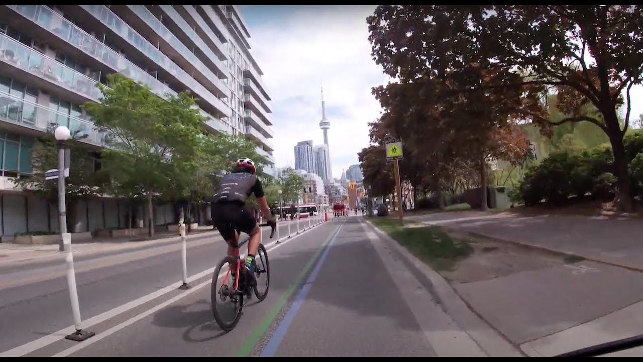 TORONTO BIKE RIDE: Along the Martin Goodman Trail from Marilyn Bell Park to Sugar Beach