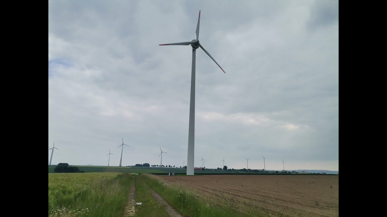 Windpark Peckelsheim mit 8 Lagerwey Lw 50/750 Windkraftanlagen