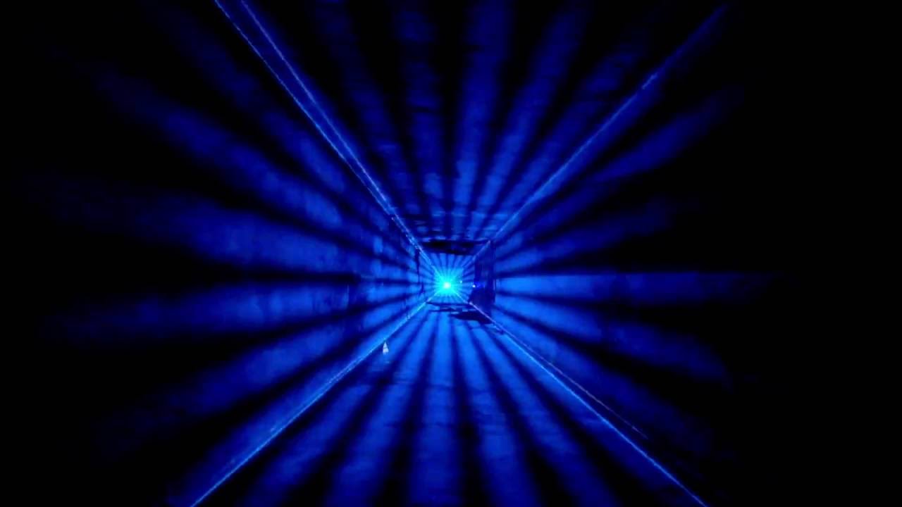DECADA - Lips Don't Lie lasershow from the front
