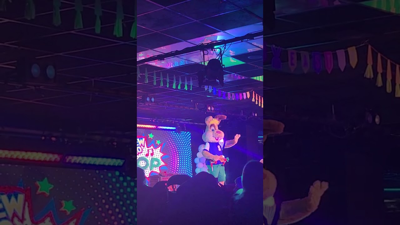 sparky sings at parkdean great yarmouth