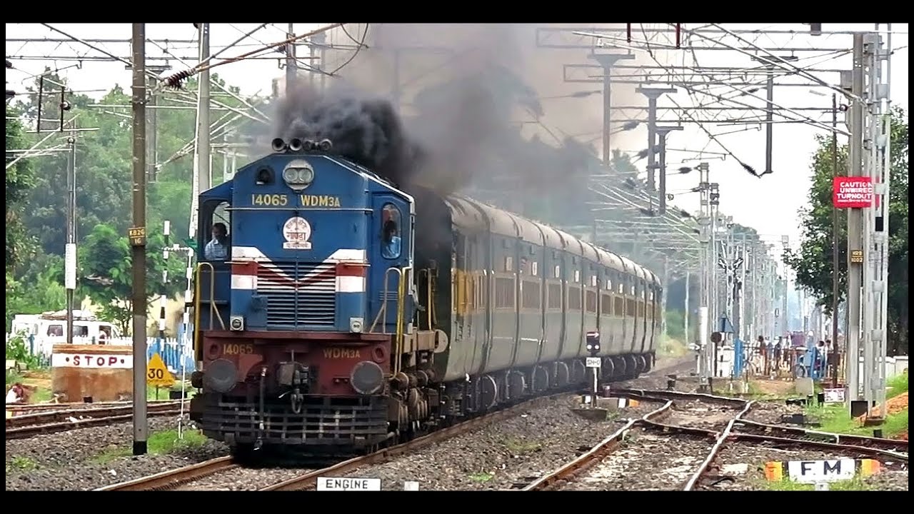 GREEN Train SMOKES Hard : A Rarely Captured GARIBRATH Express (Indian Railways)