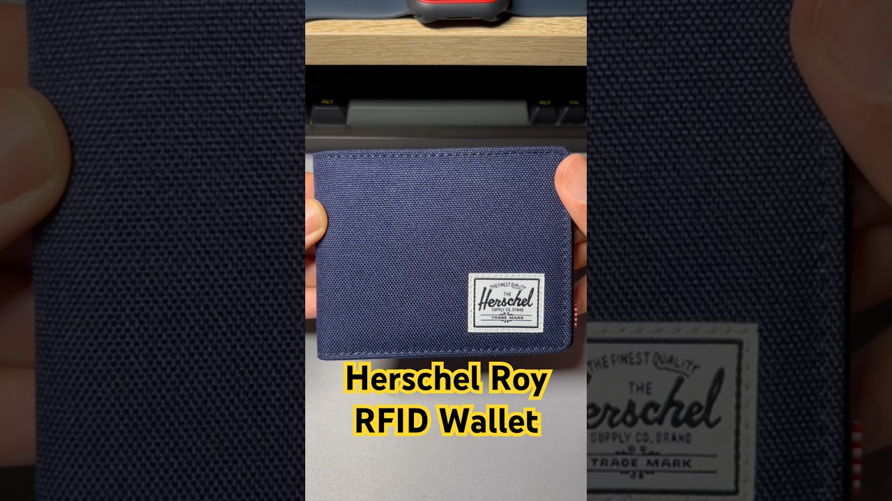 Herschel Supply Roy RFID Wallet Review #TaroBall #Herschel #HateBerry