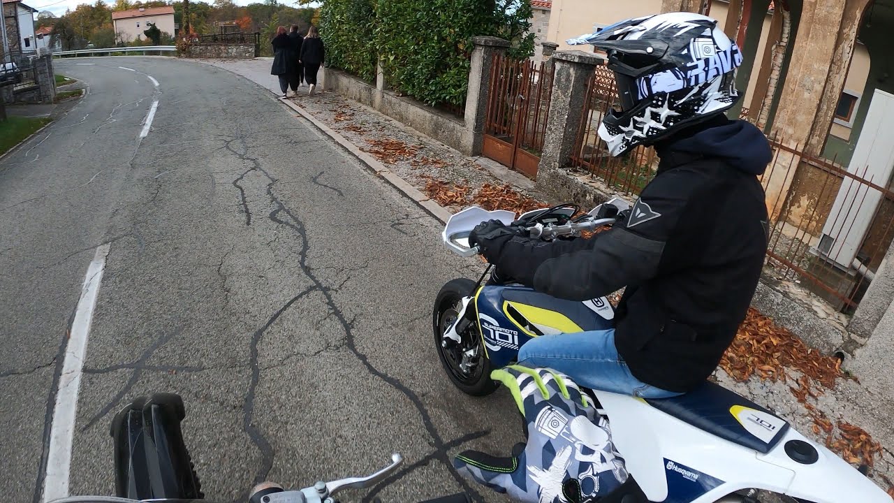 CHASING HUSQVARNA 701 RAW SOUND😍😍