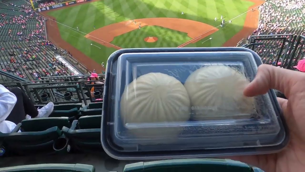 Din Tai Fung at the ballpark??? | T-Mobile Park Tour: Mariners vs. Astros