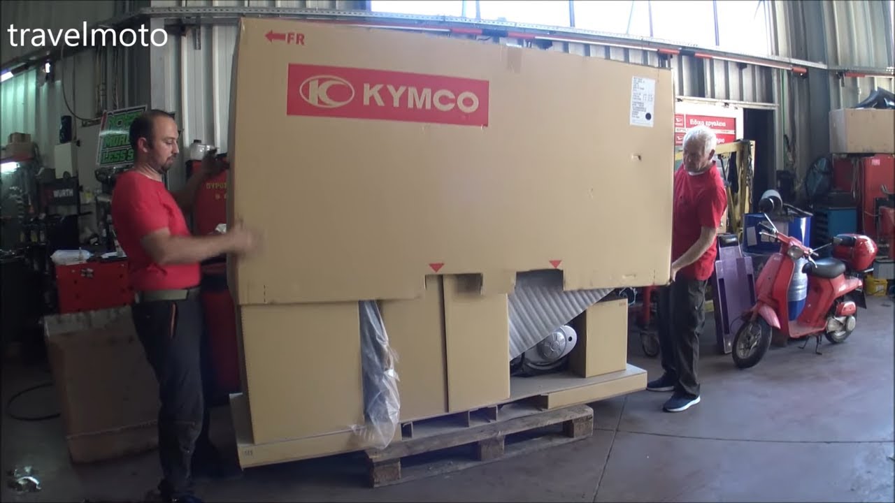 Unboxing KYMCO People GTI 300