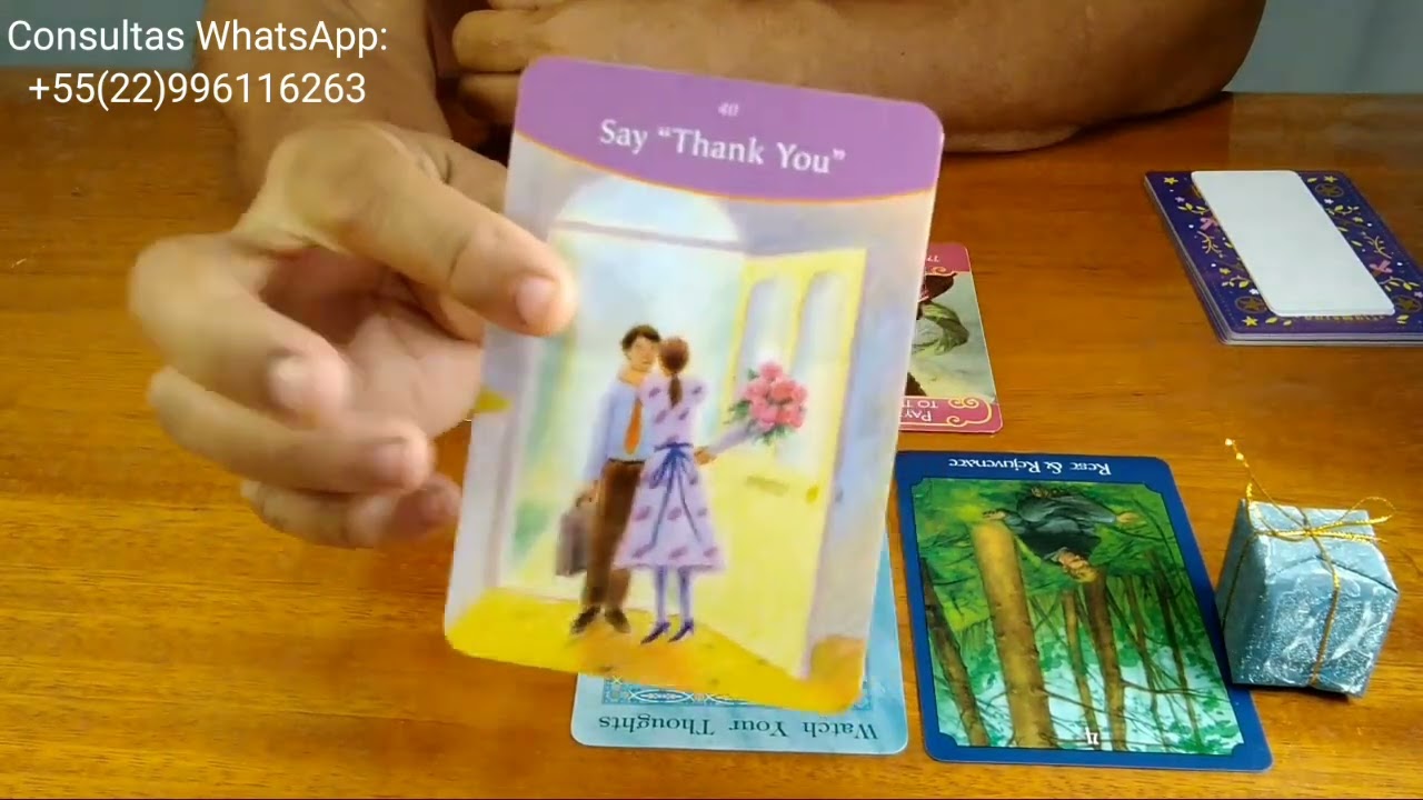 Por que ele,a está agindo desse jeito com você ? O que ele,a está escondendo de você ?#tarot