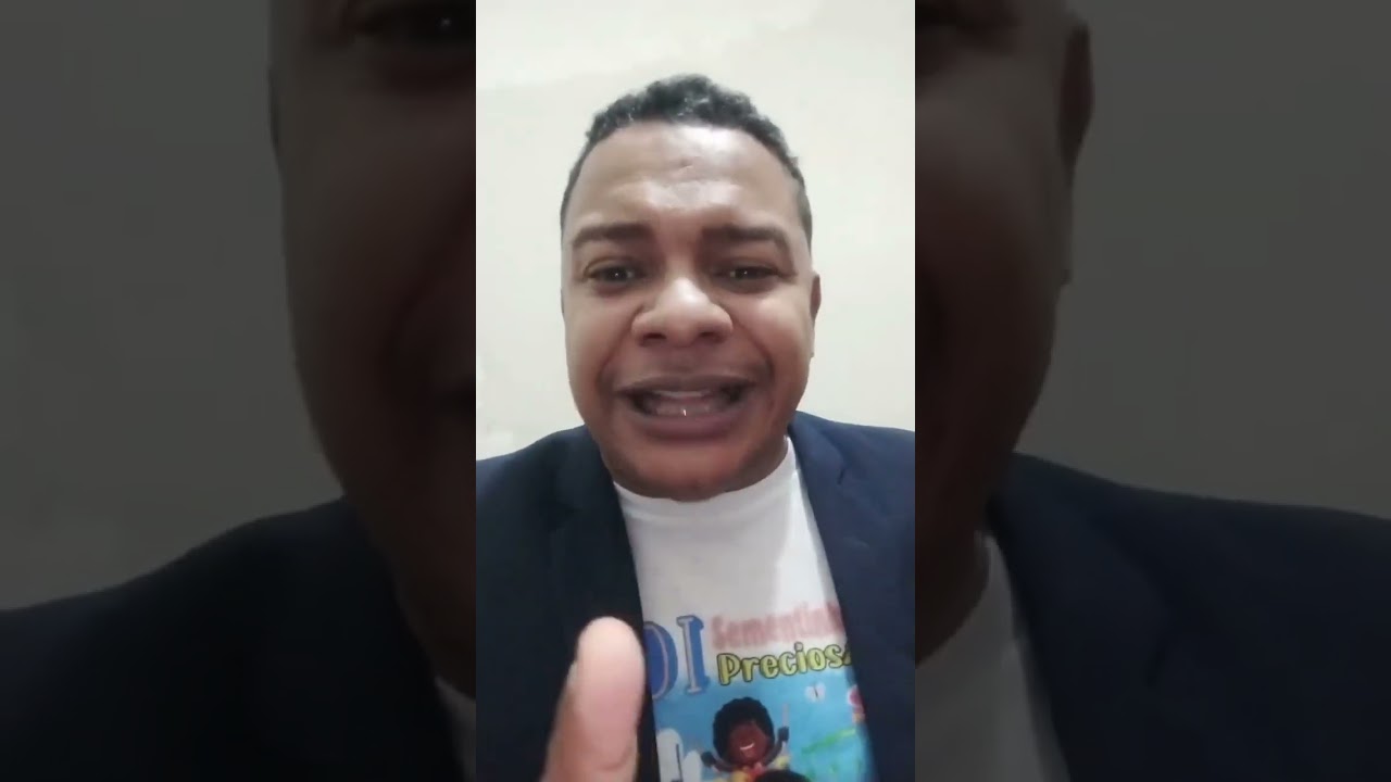 VEJO☝🏽Uma pessoa reconhecendo em oração que te perdeu por culpa própria!