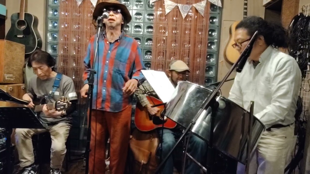 トロピカルブラザーズ　鶏鍋の部屋