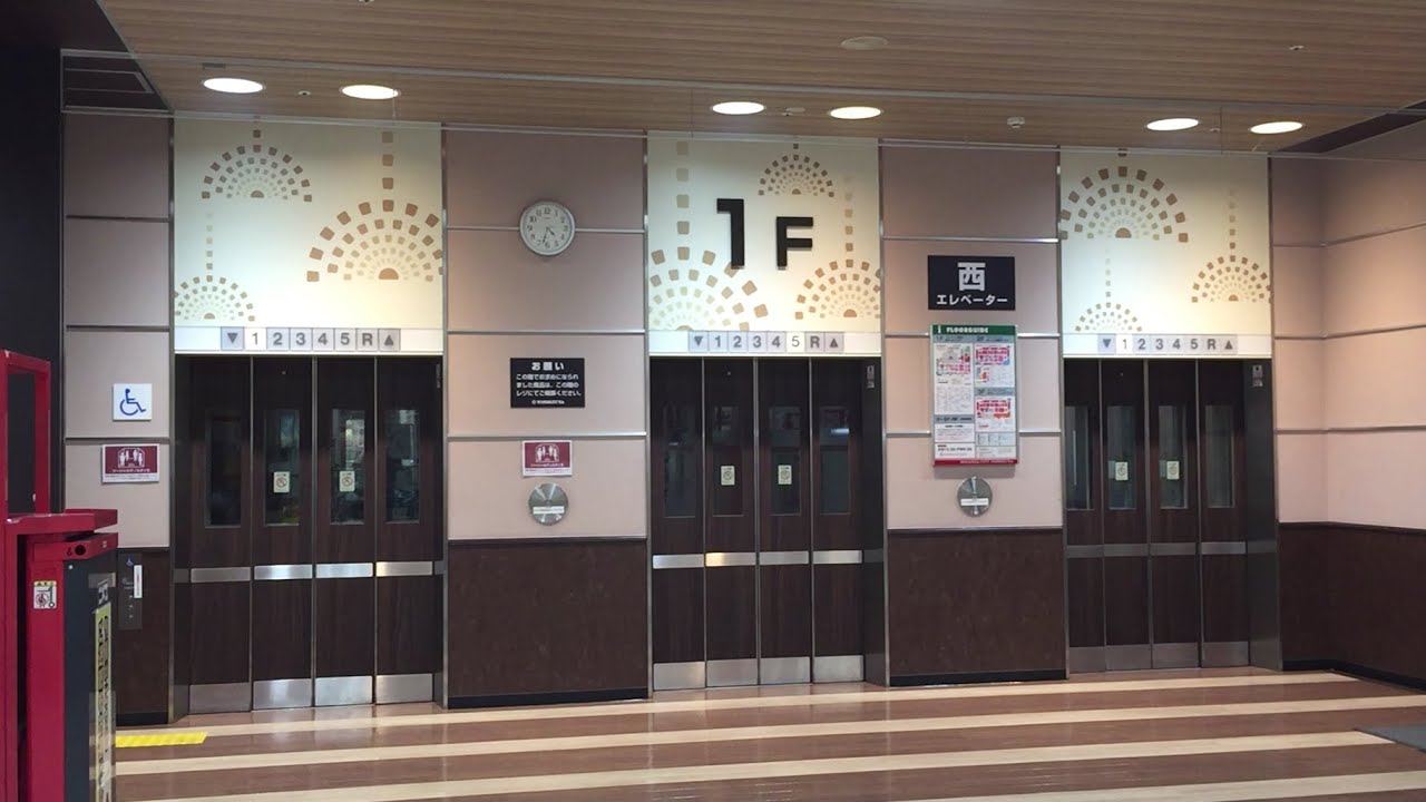 ヨシヅヤ 津島本店 エレベーター