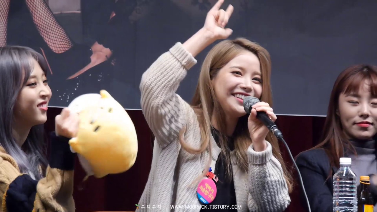 [마마무] 161120 용산 팬싸인회 - 솔라 Full cam